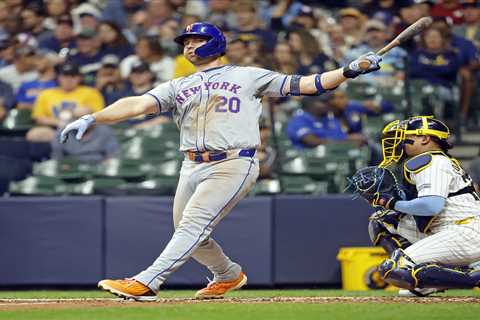 Mets blanked by Brewers as MLB playoff path gets trickier