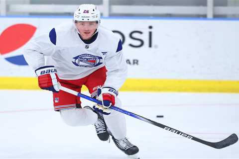 Jimmy Vesey exits Rangers’ training camp practice with lower-body injury