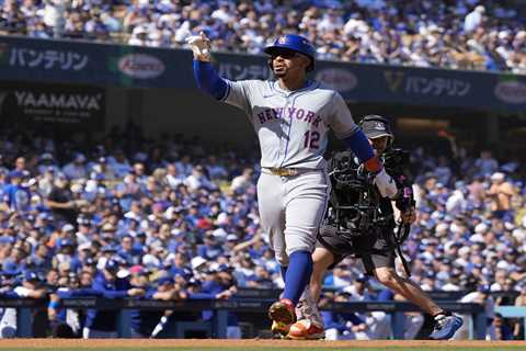 Francisco Lindor ends Dodgers’ scoreless streak with Game 2 leadoff homer