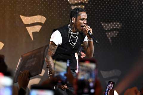 Travis Scott Accepts I Am Hip Hop Award at 2024 BET Hip Hop Awards: ‘Nobody Knew What I Was Trying..