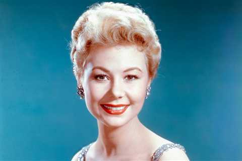 Mitzi Gaynor, ‘South Pacific’ Star and ‘I’m Gonna Wash That Man Right Out of My Hair’ Singer Dead..