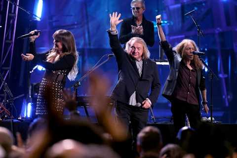 Foreigner Inducted Into the Rock and Roll Hall of Fame