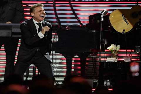 Luis Miguel Postpones Mexico Concerts Due to Unspecified Health Complication