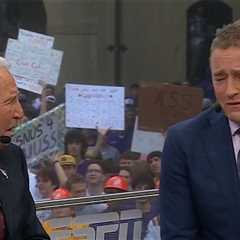 Kirk Herbstreit Breaks Down Over Dog's Death on 'College GameDay'