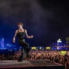 Shawn Mendes’ High Energy, St. Vincent’s Fulfilled Promise & More Day 2 Highlights from..