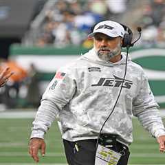 Jets’ Jeff Ulbrich leaves door open to giving up defense playcalling duties as unit struggles