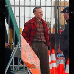 Charlie Hunnam Transforms Into Serial Killer Ed Gein on 'Monsters' S3 Set