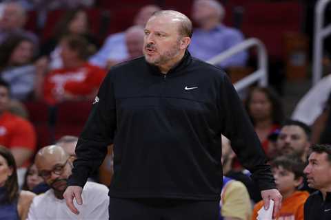 Tom Thibodeau stews over controversial Knicks call: ‘Big play’