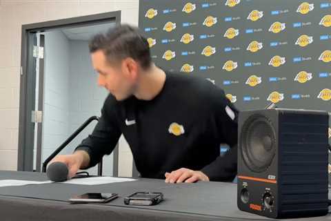 Lakers’ J.J. Redick storms off after LeBron James, playing hard question: ‘I just did’