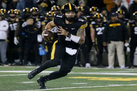 Iowa vs. UCLA prediction: College football picks, best bets, odds Friday