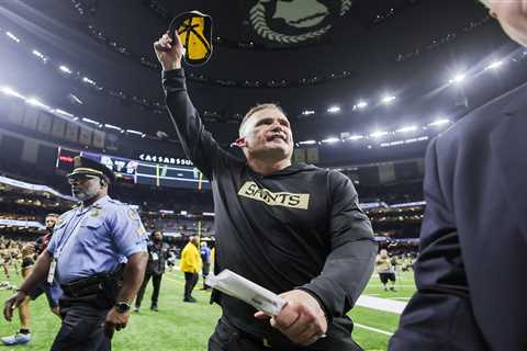 Saints interim coach Darren Rizzi admits to clogging toilet before first NFL win