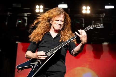 Megadeth’s Dave Mustaine to Pay $1.4M to Settle Fired Ex-Manager’s Lawsuit