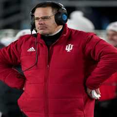 Indiana’s Curt Cignetti defends late-game punt in embarrassing CFP loss to Notre Dame