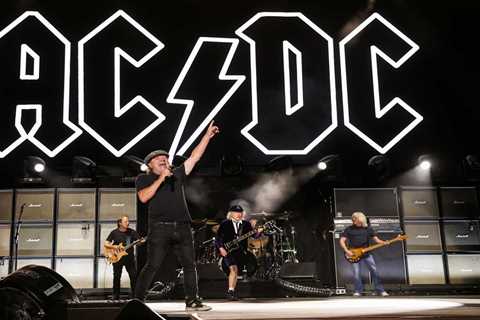 AC/DC Announce 2025 North American Power Up Tour