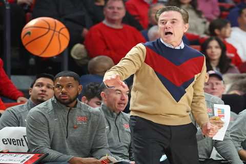 Rick Pitino made sure Lou Carnesecca’s sweater magic worked one final time