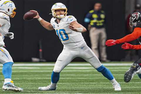 Chargers vs. Chiefs, Bills vs. Rams predictions: NFL Week 14 picks, odds, bets