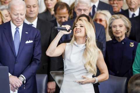 Fans React to Carrie Underwood Singing A Cappella After Technical Delay at Trump’s Inauguration
