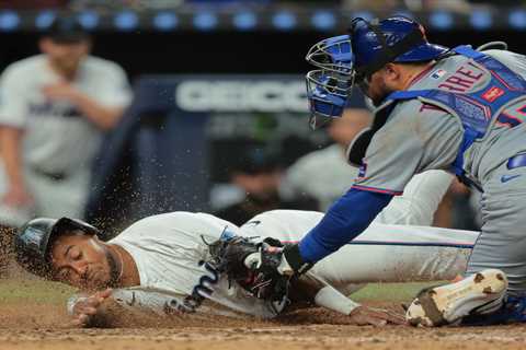 Keith Hernandez caught on hot mic calling out ‘piss-poor hitting’ as Mets-Marlins game drags on