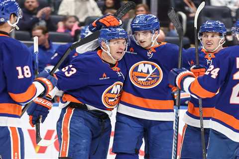 Islanders’ skid-snapping win over Wild overshadowed by minuscule playoff hopes