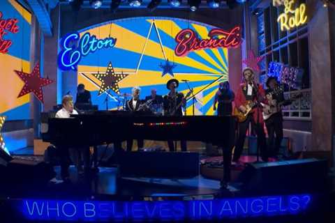 Elton John & Brandi Carlile Perform ‘Little Richard’s Bible,’ ‘Who Believes in Angels?’ on ‘SNL’:..