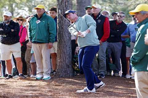 Nick Dunlap shoots a 90 in historically bad Masters first round
