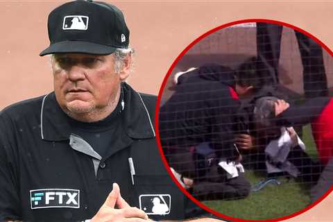 MLB Umpire Hunter Wendelstedt Hit In Head By Line Drive, Leaves Game