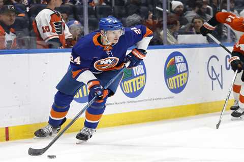 Islanders set for long game of musical chairs with defensive room this offseason
