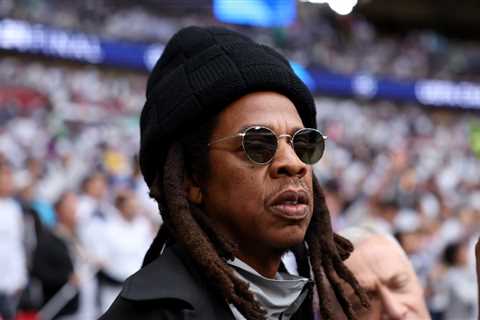Jay-Z Rape Accuser Says Star’s Defamation Lawsuit Must Be Dismissed