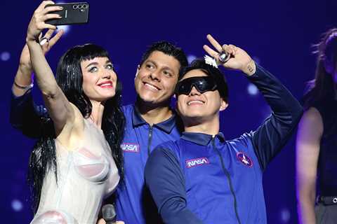 Katy Perry Kicks Off 'Lifetimes' Tour in Mexico City After Blue Origin Trip to Space