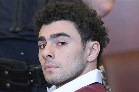 Luigi Mangione Pleads Not Guilty to Federal Murder Charge at NYC Hearing