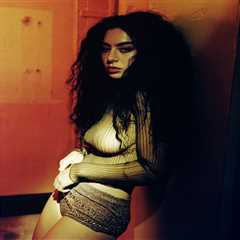 Charli xcx Reflects on 5-Year Anniversary of ‘How I’m Feeling Now’ & Announces ‘Party 4 U’..