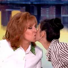 Sarah Silverman Enjoys Impromptu Kiss With Joy Behar on 'The View'
