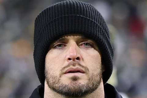 Derek Carr Retires From NFL At 34 Due To Serious Shoulder Injury