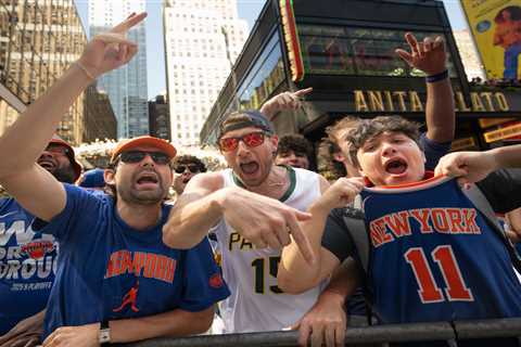 Pumped-up Knicks fans take party outside in bid to beat rival Celtics