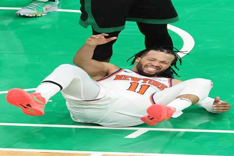 Knicks throttled by Celtics as they blow chance to finish off champs