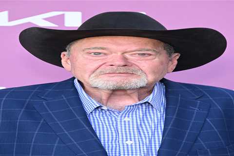 Legendary pro wrestling announcer Jim Ross reveals heartbreaking cancer diagnosis