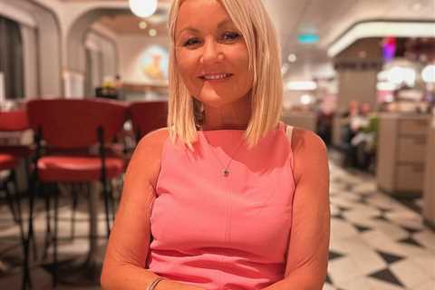 Actress Undergoes Risky £8k Surgery Amidst Years of Unhappiness: A Tale of Self-Image Struggles
