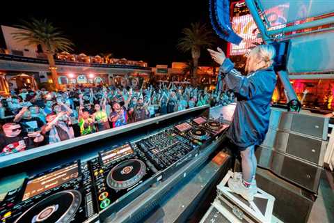 Alison Wonderland Takes Fans Down the Rabbit Hole at White Claw Sessions Powered by Billboard