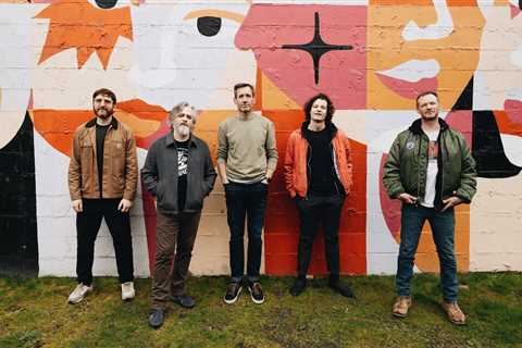 Minus The Bear Announces ‘Menos el Oso’ 20th Anniversary Reissue