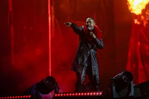 Don Omar Wraps Sueños Festival With Crowd-Pleasing Set