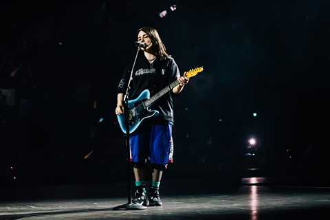 Billie Eilish Is Top Winner at 2025 American Music Awards