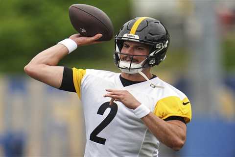Steelers QB speaks out on ‘constant noise’ with Aaron Rodgers decision looming