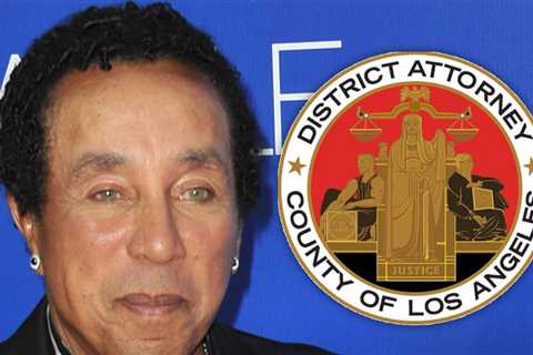 Smokey Robinson Investigated for Alleged Sexual Assault in 2015, Wasn't Charged
