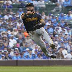 Yankees could reunite with infielder as MLB trade deadline names emerge