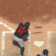 Yankees lose no-hit bid on controversial check swing call