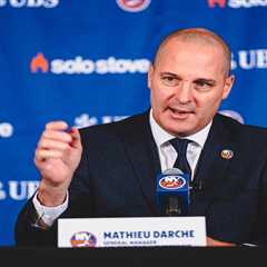Mathieu Darche adroitly avoided sentiment in important first Islanders draft