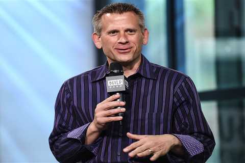 John Brenkus, Emmy-winning host of ESPN’s ‘Sport Science,’ dead at 54 after battle with depression