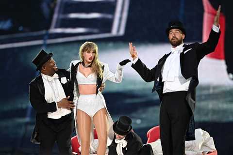 Travis Kelce Wants to Open for Taylor Swift as a DJ: ‘You Know I’m a Hype Man’