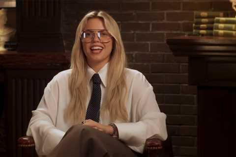 Reneé Rapp Tells Ziwe She Wouldn’t Star In a Live-Action ‘Frozen’ As Elsa Is ‘Kind of Annoying’
