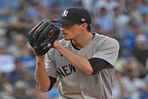 Yankees vs. Red Sox odds, picks: MLB predictions, best bets Sunday